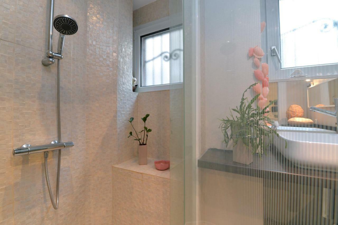 Chambres D'Hotes Chez Miss Baba Colmar Esterno foto